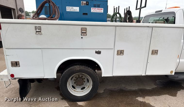 image for item DS4359 2008 Ford F450 Super Duty XL utility / service truck