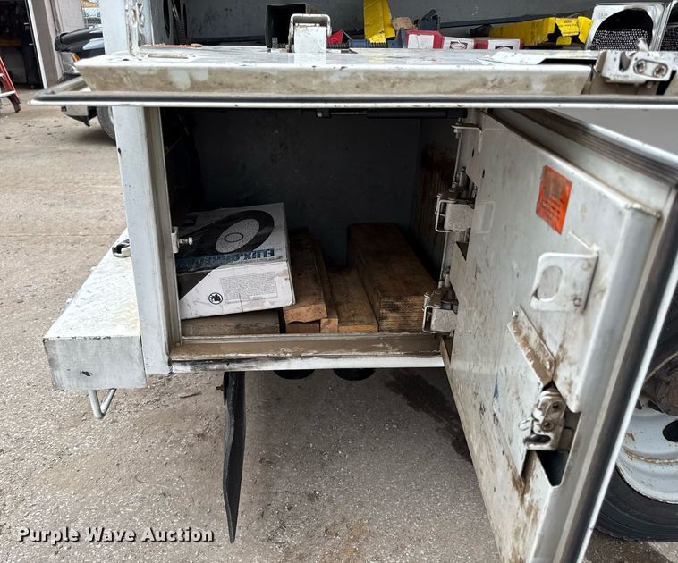 image for item DS4359 2008 Ford F450 Super Duty XL utility / service truck