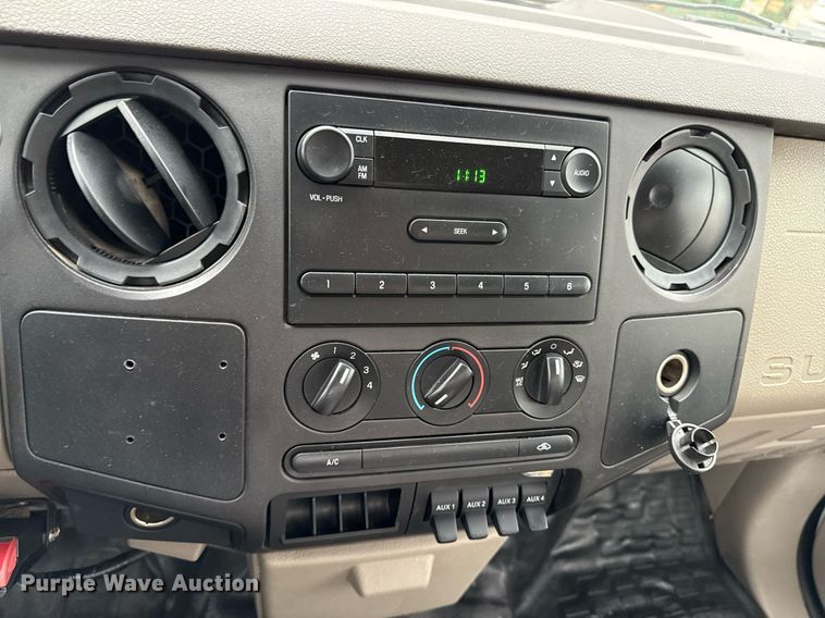 image for item DS4359 2008 Ford F450 Super Duty XL utility / service truck