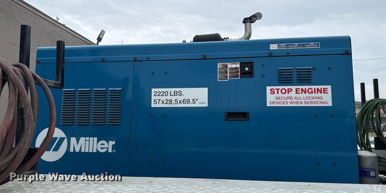 image for item DS4360 Miller Big Blue 600 Air Pak welder/generator