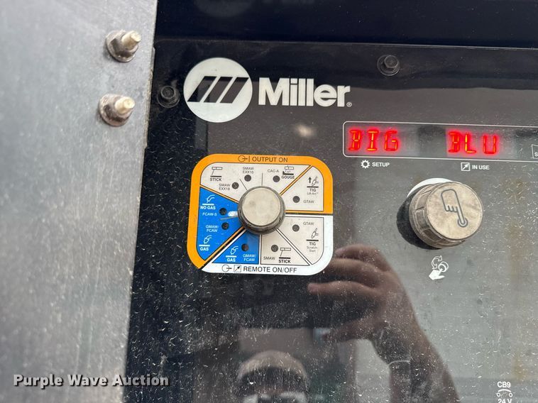 image for item DS4360 Miller Big Blue 600 Air Pak welder/generator