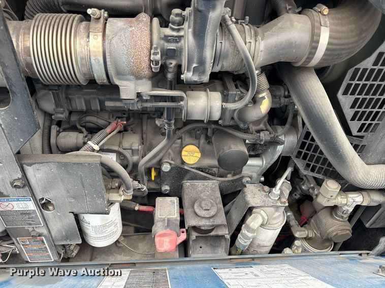 image for item DS4360 Miller Big Blue 600 Air Pak welder/generator