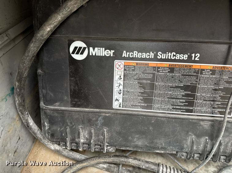 image for item DS4360 Miller Big Blue 600 Air Pak welder/generator