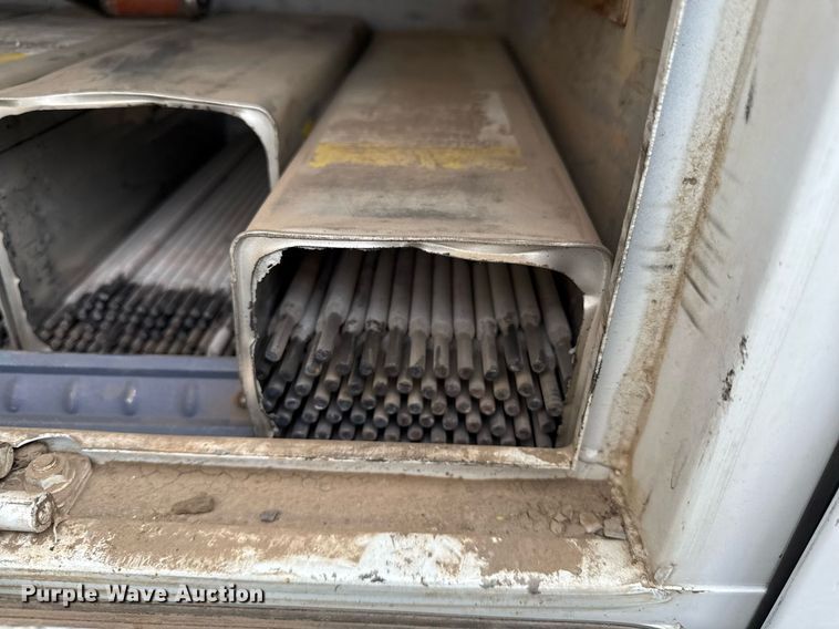 image for item DS4360 Miller Big Blue 600 Air Pak welder/generator