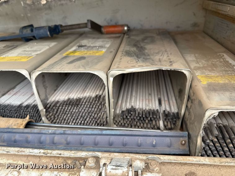 image for item DS4360 Miller Big Blue 600 Air Pak welder/generator