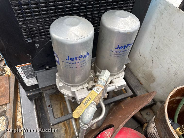 image for item DS4360 Miller Big Blue 600 Air Pak welder/generator