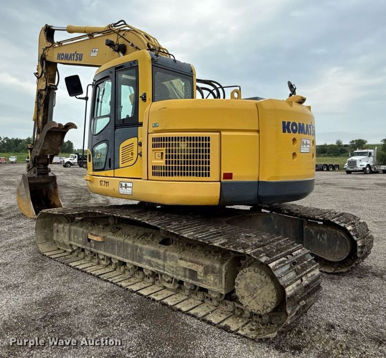 image for item DS4361 2011 Komatsu PC228USLC-8 excavator