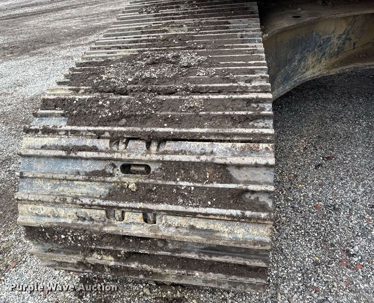 image for item DS4361 2011 Komatsu PC228USLC-8 excavator