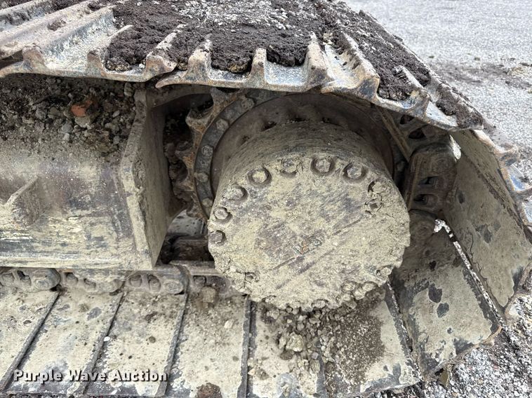 image for item DS4361 2011 Komatsu PC228USLC-8 excavator