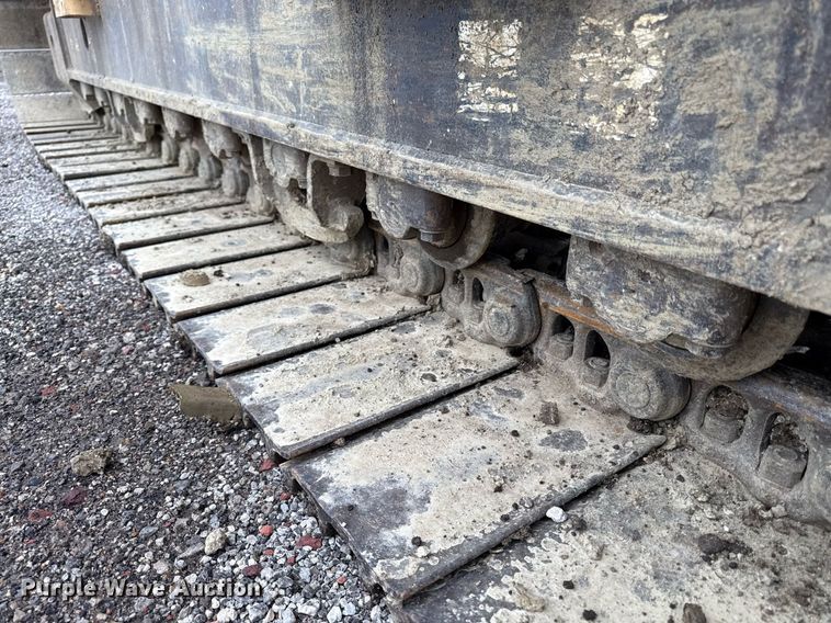 image for item DS4361 2011 Komatsu PC228USLC-8 excavator