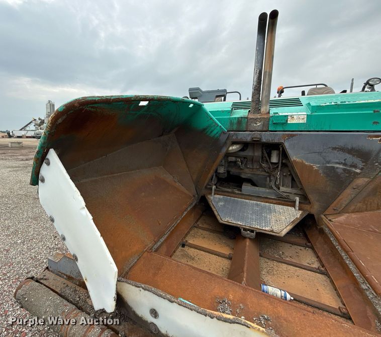 image for item DS6439 2013 Vogele Vision 5200-2I paver