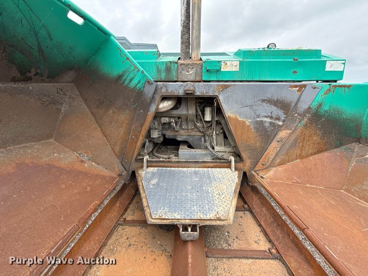 image for item DS6439 2013 Vogele Vision 5200-2I paver