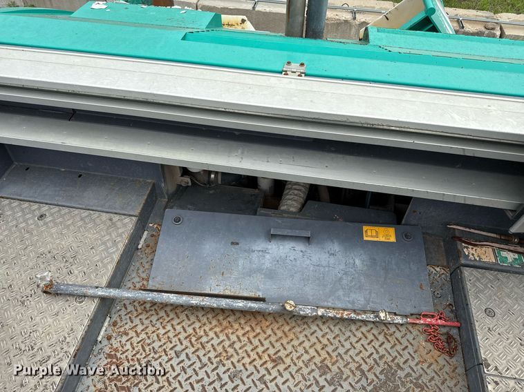 image for item DS6439 2013 Vogele Vision 5200-2I paver