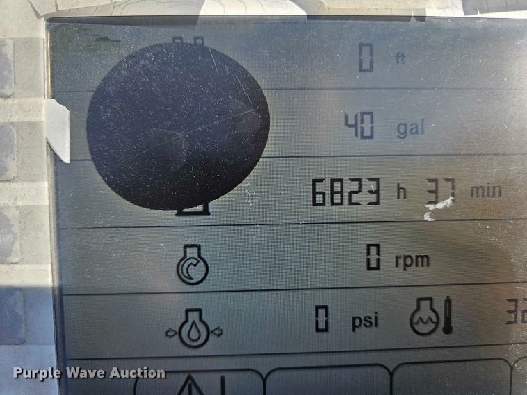 image for item DS6439 2013 Vogele Vision 5200-2I paver