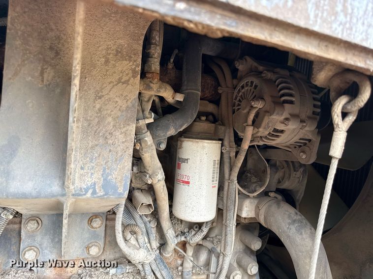 image for item DS6439 2013 Vogele Vision 5200-2I paver