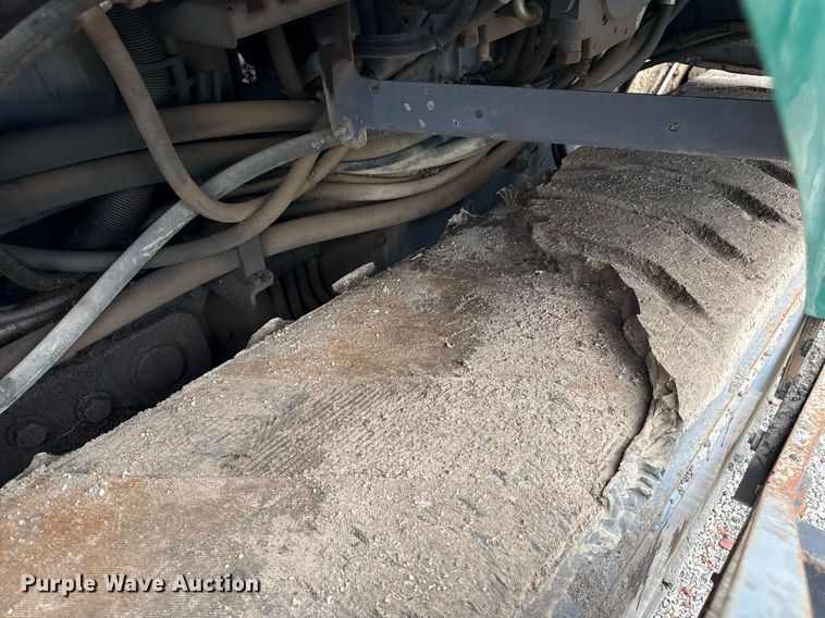 image for item DS6439 2013 Vogele Vision 5200-2I paver