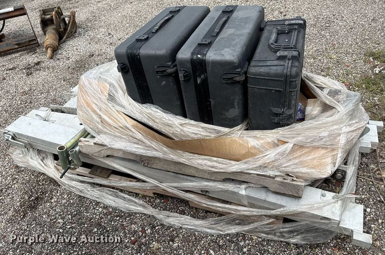 image for item DS6439 2013 Vogele Vision 5200-2I paver