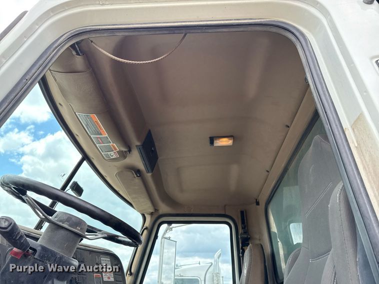 image for item DS6440 2007 Mack CV713 dump truck