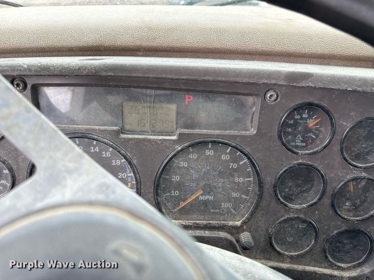 image for item DS6440 2007 Mack CV713 dump truck