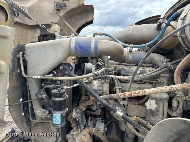 image for item DS6440 2007 Mack CV713 dump truck