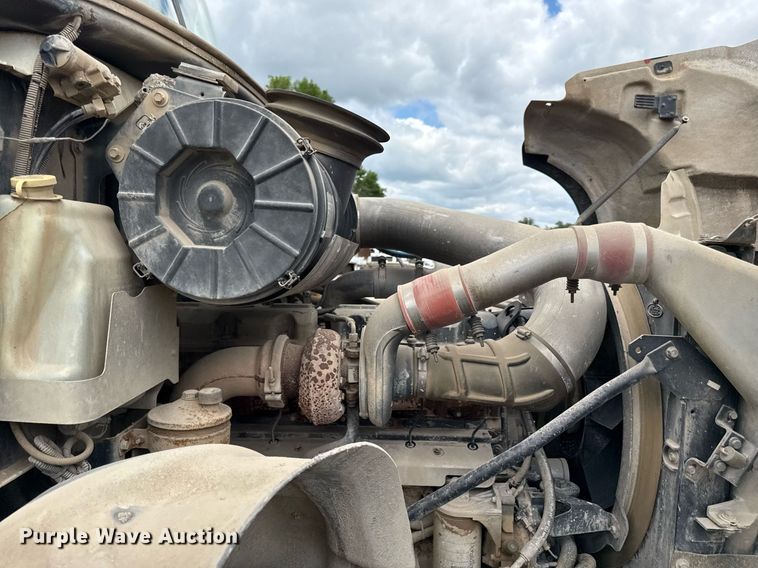 image for item DS6440 2007 Mack CV713 dump truck