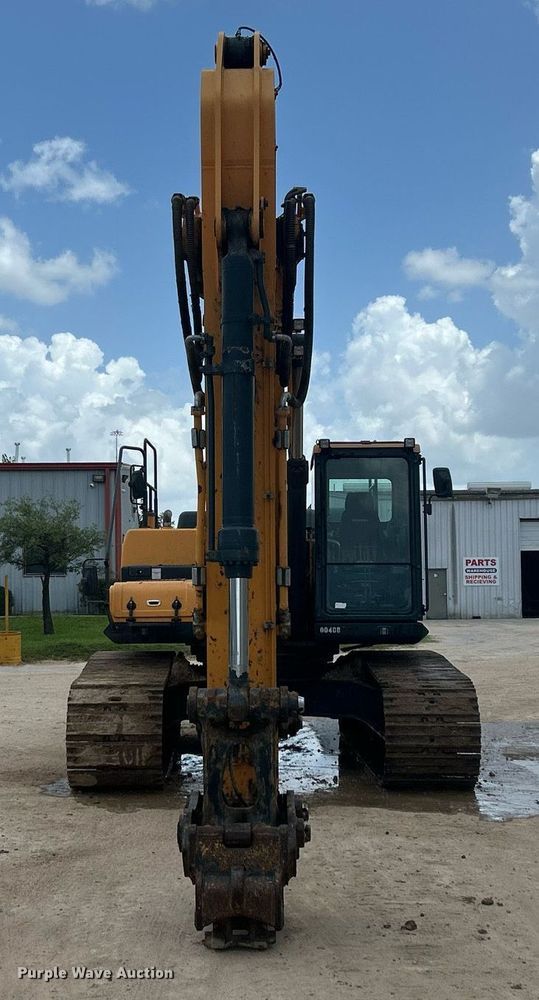 image for item DT4919 2020 Hyundai HX330L excavator