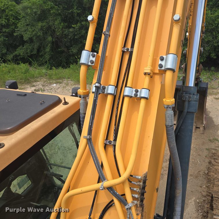 image for item DT4919 2020 Hyundai HX330L excavator