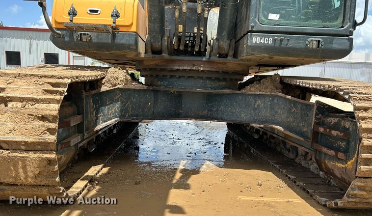 image for item DT4919 2020 Hyundai HX330L excavator