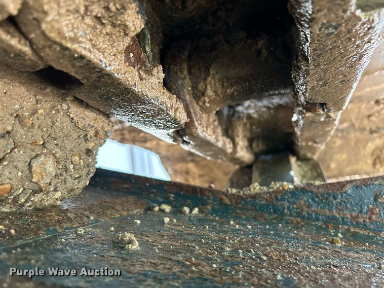 image for item DT4919 2020 Hyundai HX330L excavator