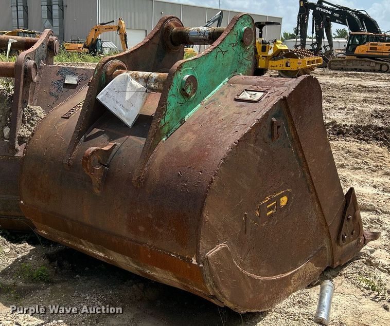 image for item DT4919 2020 Hyundai HX330L excavator