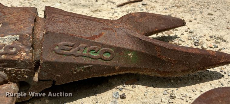 image for item DT4919 2020 Hyundai HX330L excavator