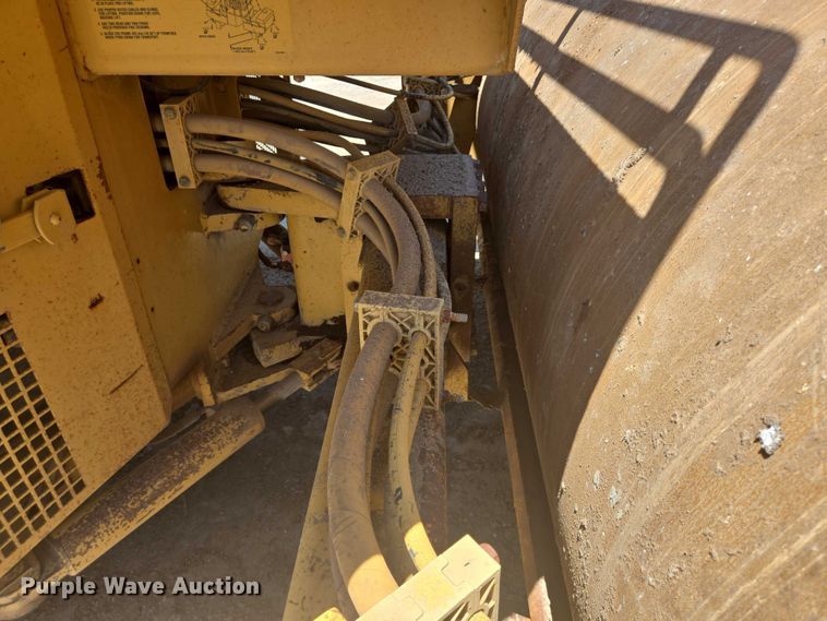image for item DT4923 1998 Caterpillar CB-634C double drum vibratory roller