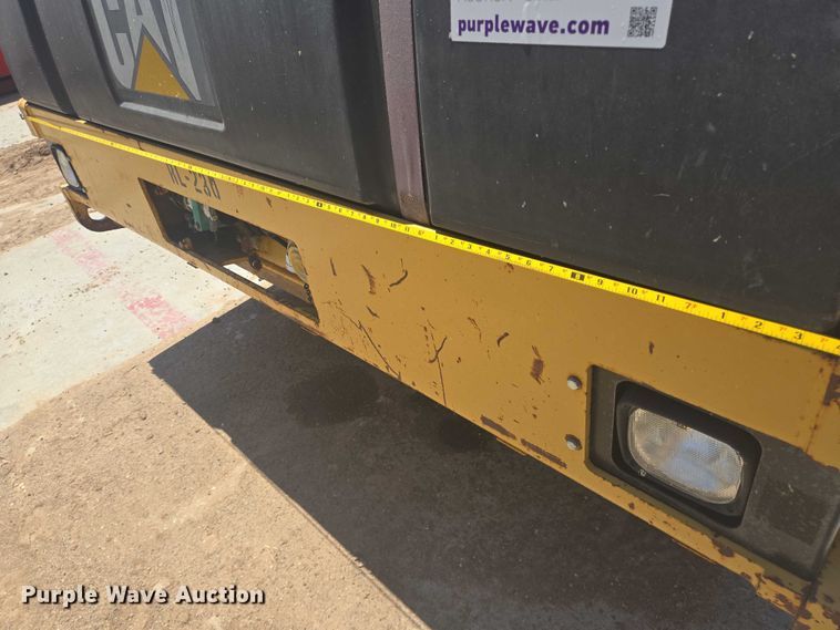 image for item DT4923 1998 Caterpillar CB-634C double drum vibratory roller