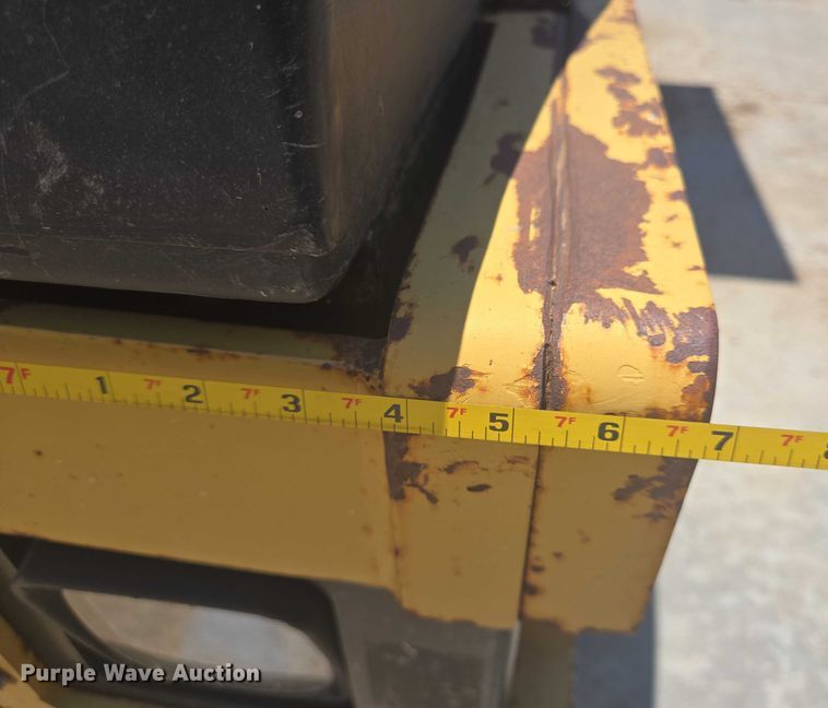 image for item DT4923 1998 Caterpillar CB-634C double drum vibratory roller