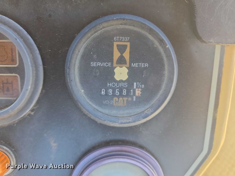 image for item DT4923 1998 Caterpillar CB-634C double drum vibratory roller