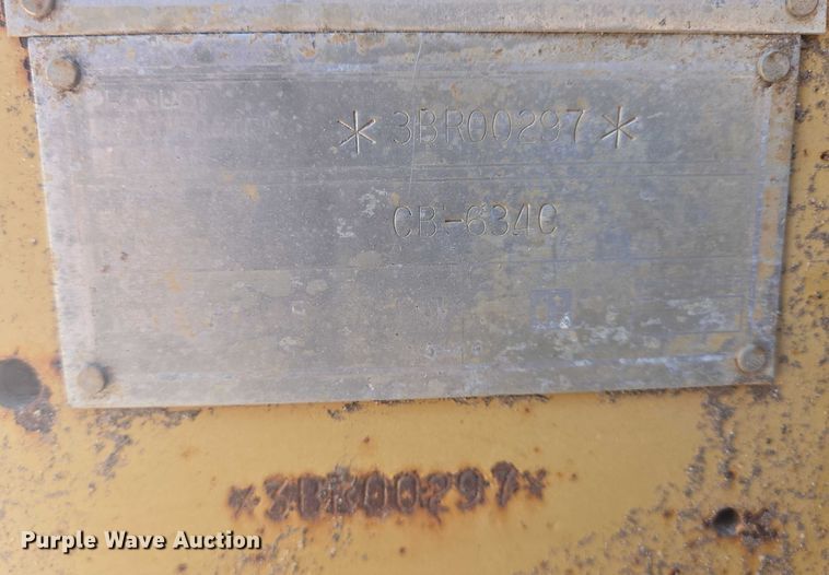 image for item DT4923 1998 Caterpillar CB-634C double drum vibratory roller
