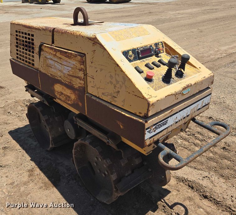 image for item DT4924 Stone TR24R trench compactor