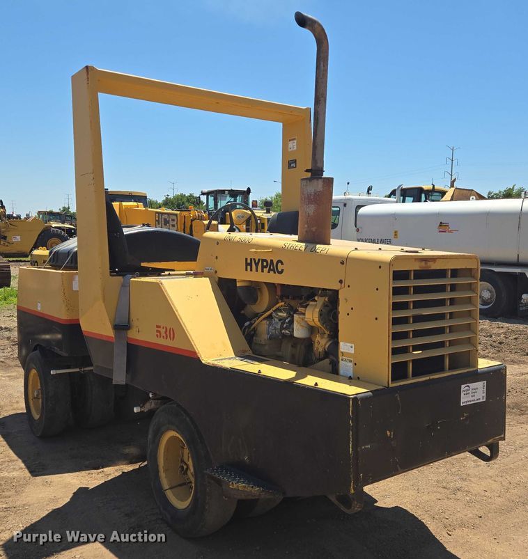 image for item DT4926 Hypac C530A pneumatic roller