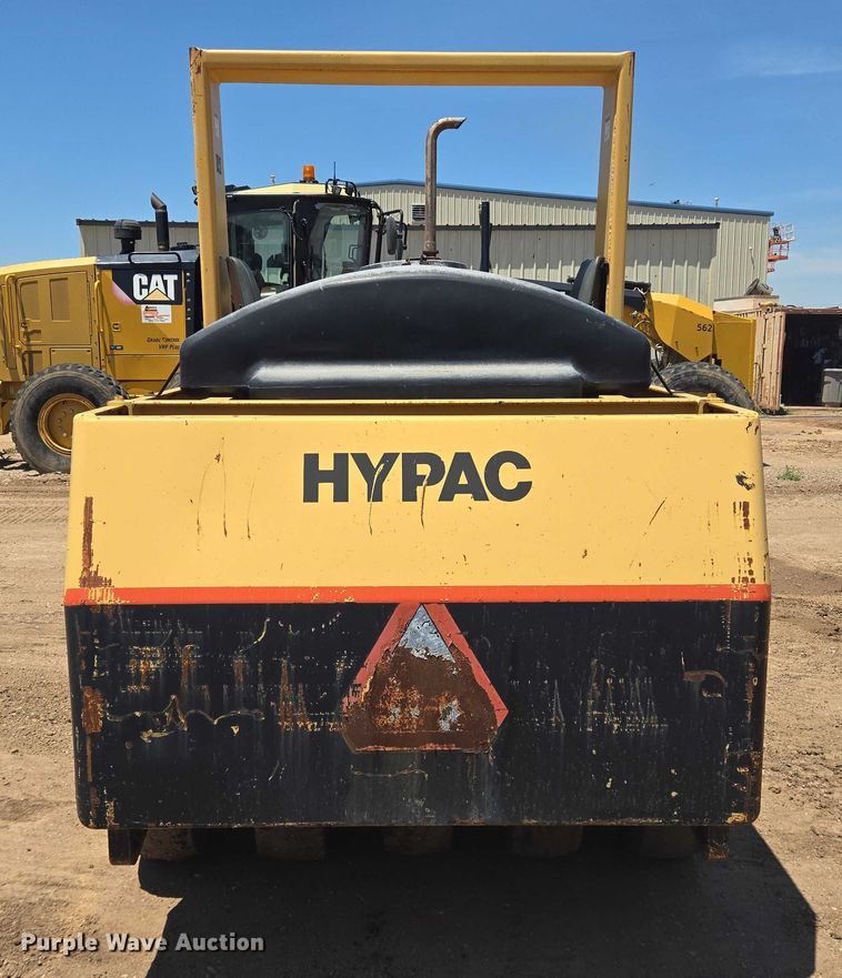 image for item DT4926 Hypac C530A pneumatic roller