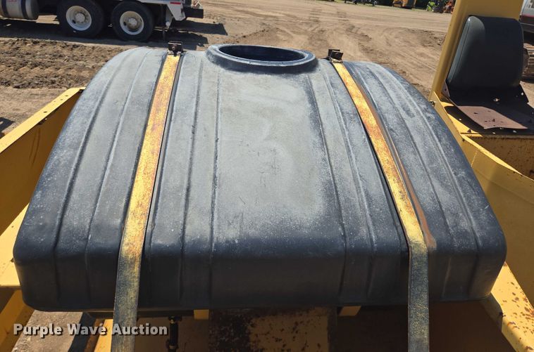 image for item DT4926 Hypac C530A pneumatic roller