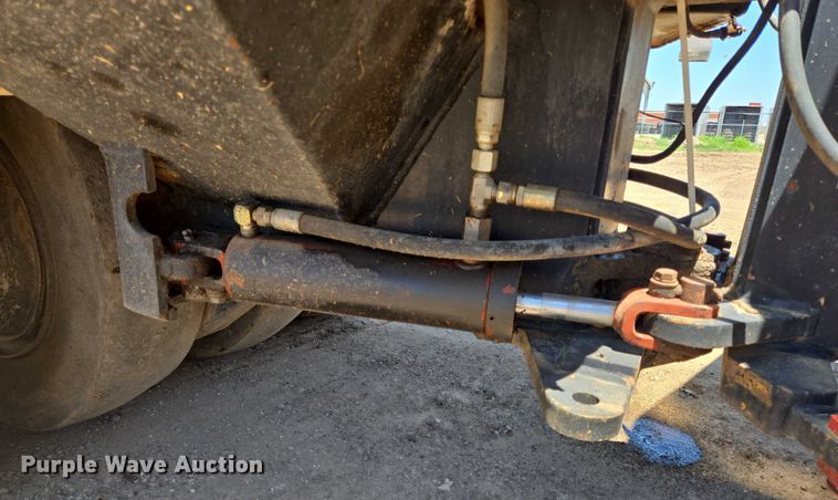 image for item DT4926 Hypac C530A pneumatic roller