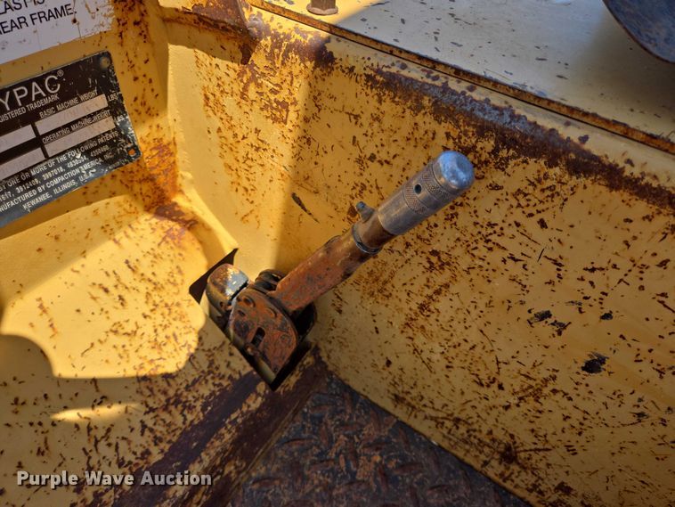 image for item DT4926 Hypac C530A pneumatic roller