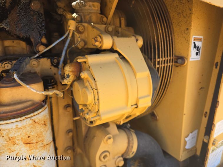 image for item DT4926 Hypac C530A pneumatic roller