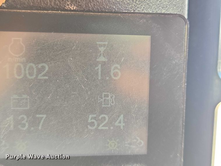 image for item DT4927 2017 Mustang 1650R skid steer loader