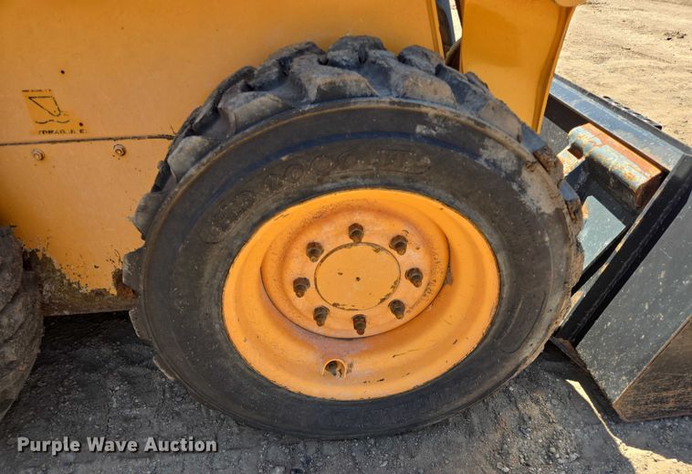 image for item DT4927 2017 Mustang 1650R skid steer loader