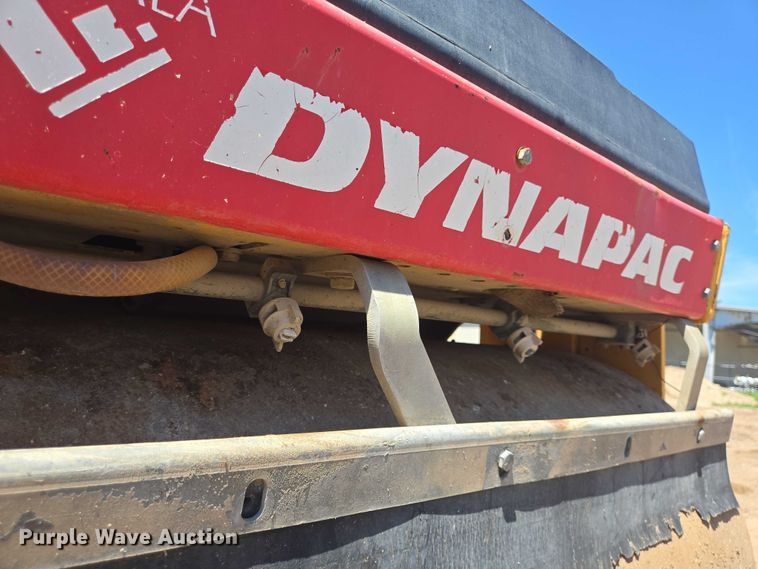 image for item DT4928 1998 DynaPac CC122 double drum vibratory roller