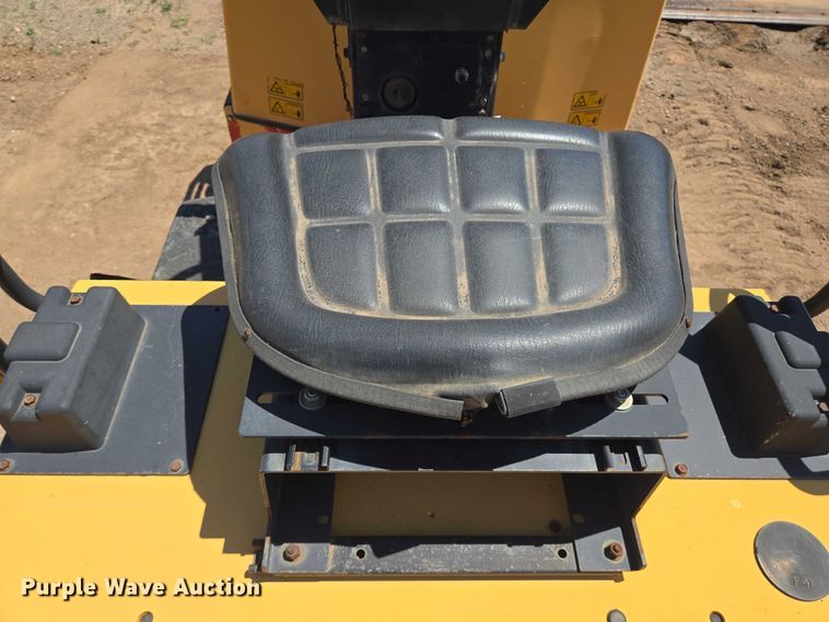 image for item DT4928 1998 DynaPac CC122 double drum vibratory roller