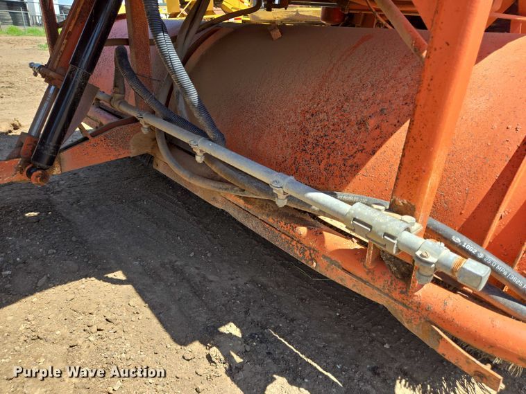 image for item DT4929 1998 Broce RJ350 broom