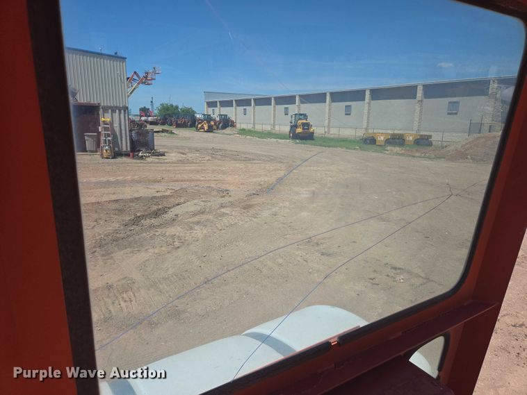 image for item DT4929 1998 Broce RJ350 broom