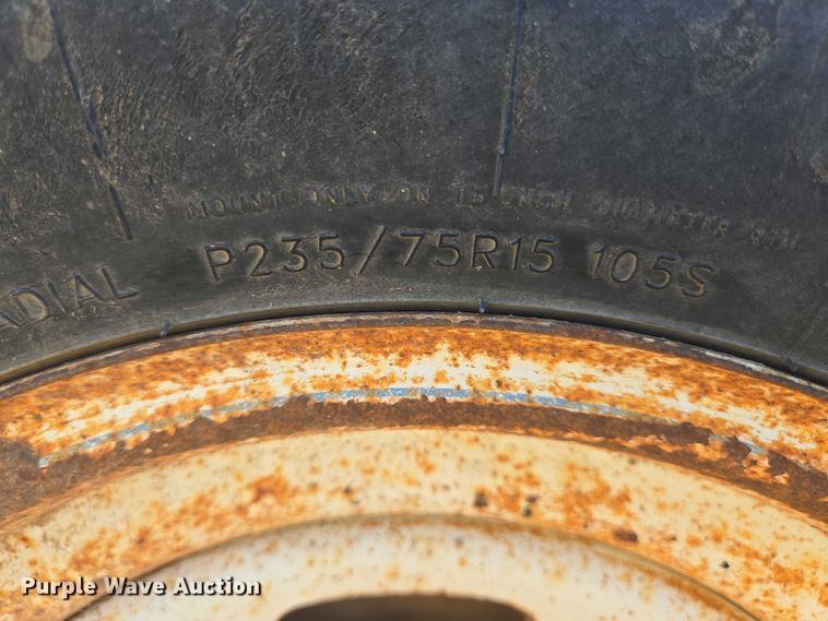 image for item DT4929 1998 Broce RJ350 broom